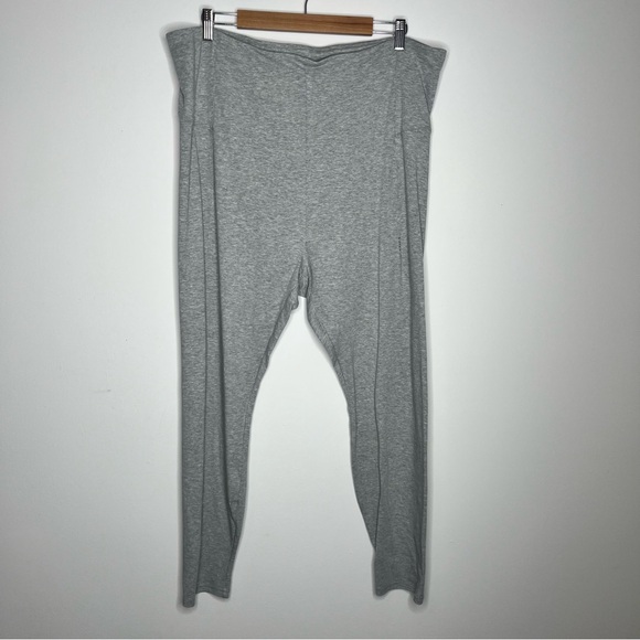 Fabletics Grey Size 4x Live-In High-Waisted Cotton Modal Leggings - Picture 1 of 7